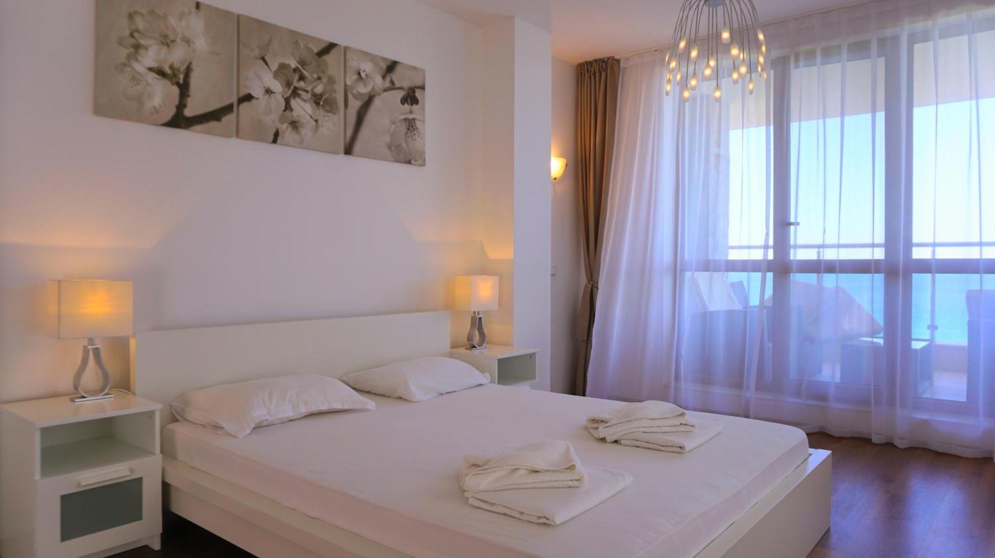 Апартаменти Бяла Клиф На Плажа - Apartments Byala Cliff First Line Exterior foto